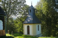 Kaplička se zvoničkou v Zábrdí
