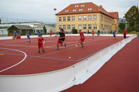 Florbalový turnaj na umělém povrchu v areálu ZŠ Osečná