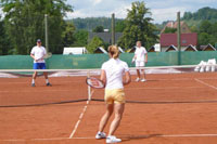 Tenis v areálu SK Osečná